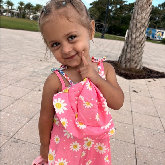 Meet your Posher, Lexi - Picture 6 of 8